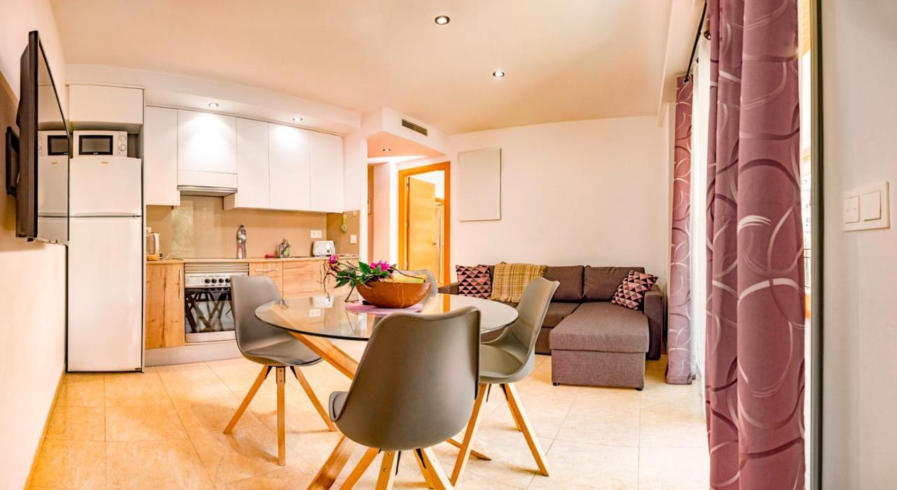 Parrot'S House Appartement Lloret de Mar Buitenkant foto