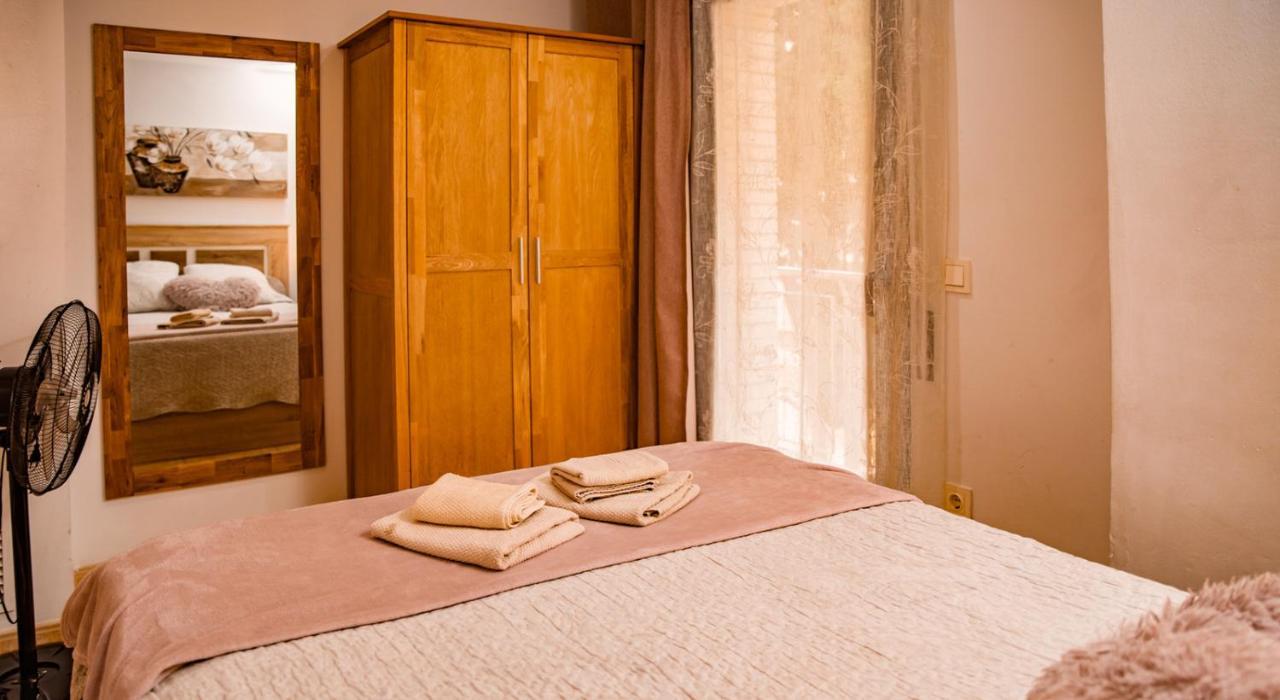 Parrot'S House Appartement Lloret de Mar Buitenkant foto