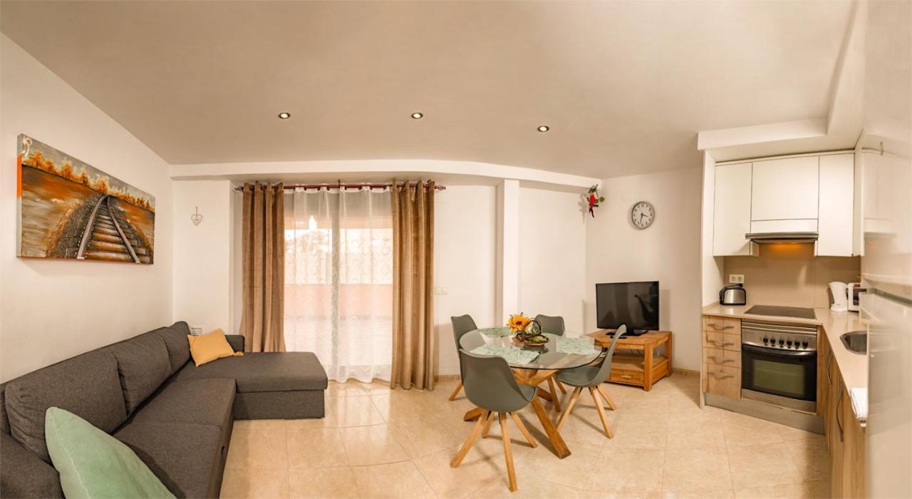Parrot'S House Appartement Lloret de Mar Buitenkant foto